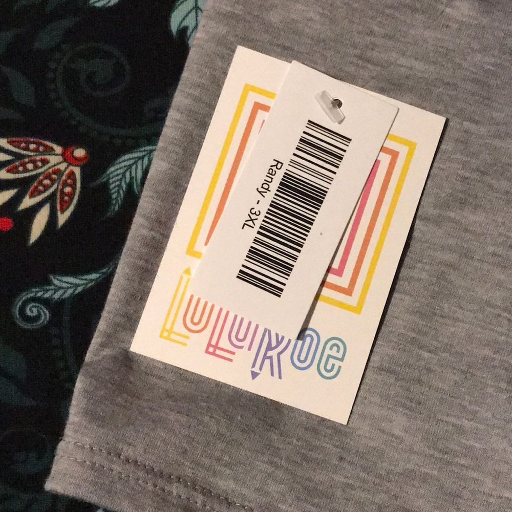 LulaRoe Randy tee - Picture 3 of 5